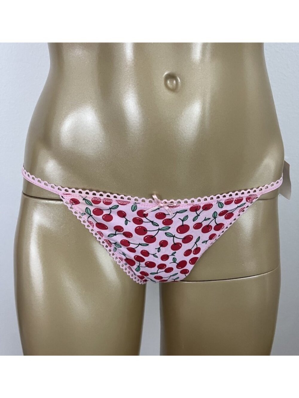 Vintage Y2K Charlotte Russe Women's M / 6 Cherry Thong Panty NWT